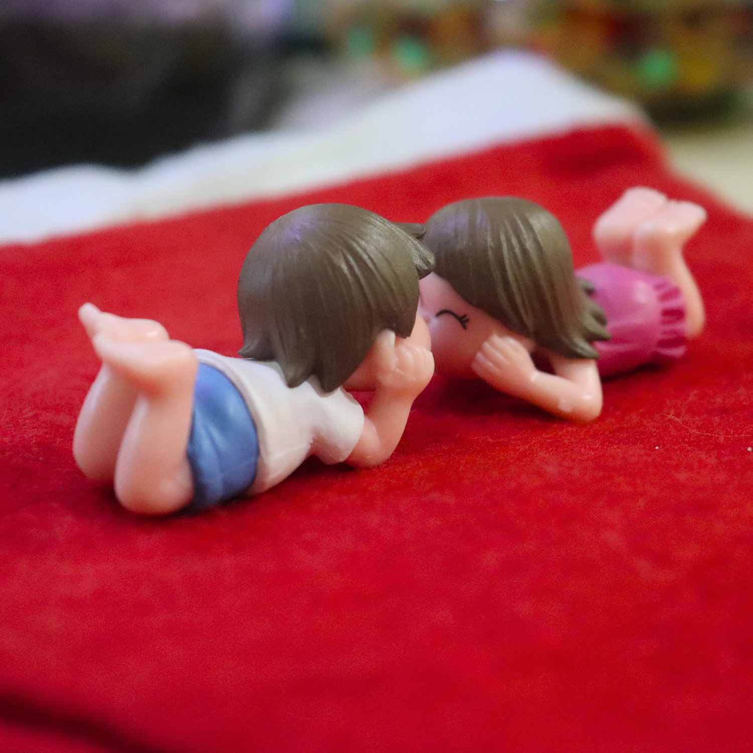 Cute Couple Relaxing Miniature