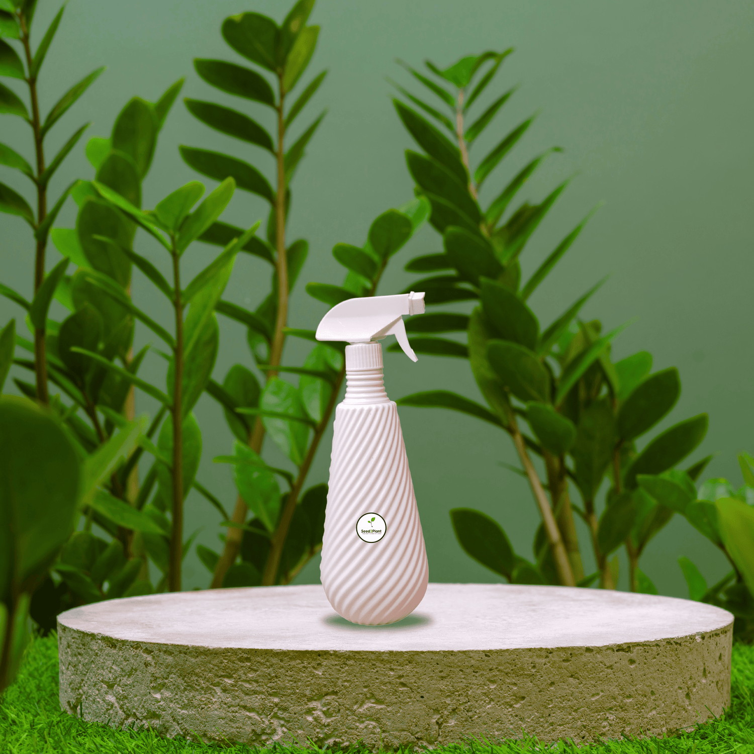 Ergonomic 1L Mist Spray Bottle for Home &amp; Garden