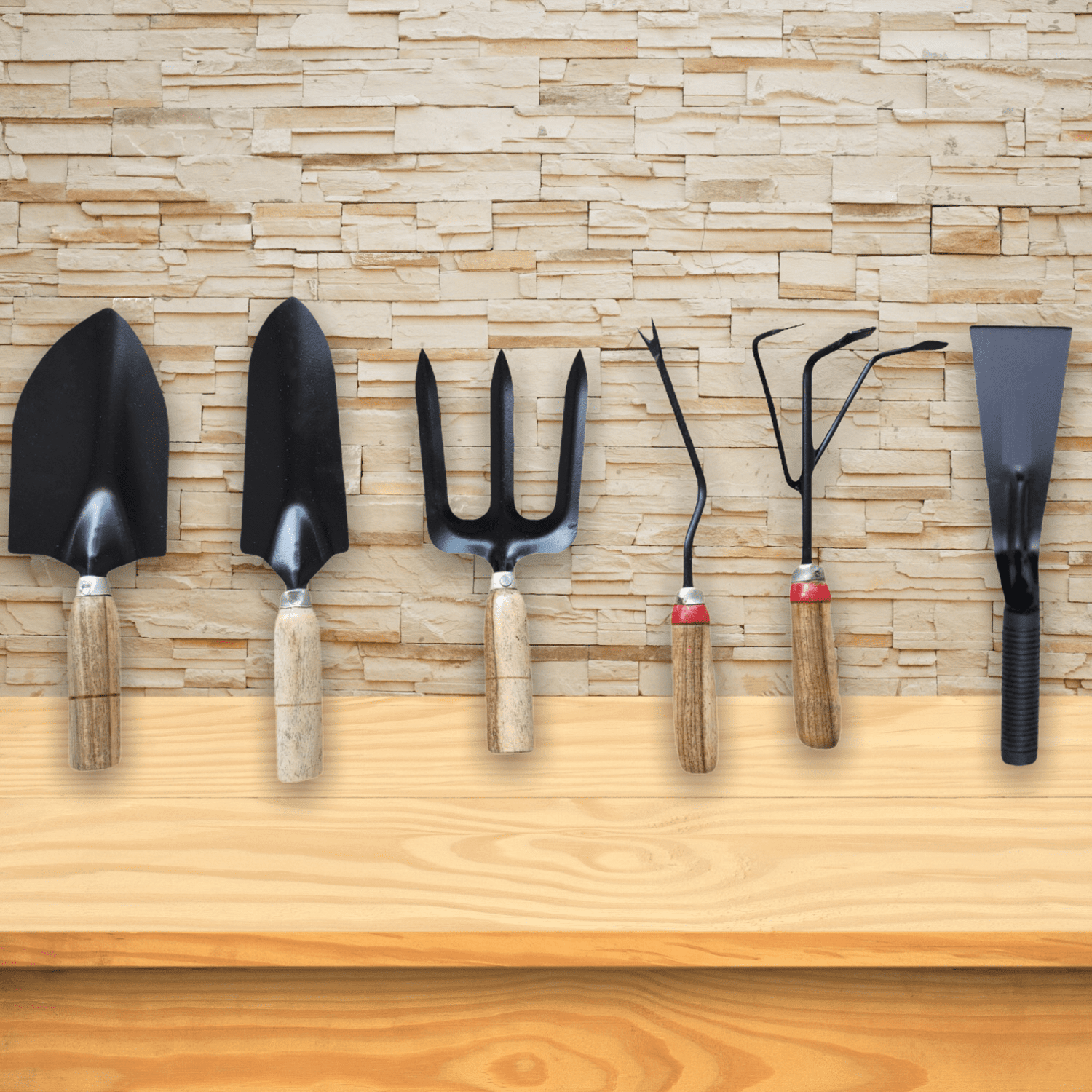 Gardening Tools - Set of 6 - Wooden Handle